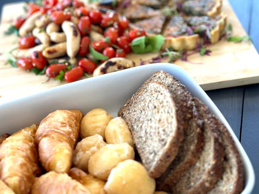 Cape Town harvest table spread by private chef Ru Furusa